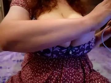 happyalice from Chaturbate
