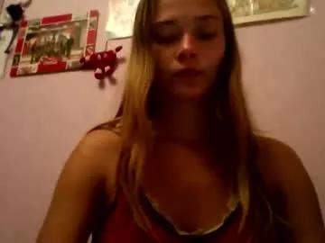 happyemily18 from Chaturbate