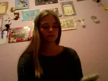 happyemily18 from Chaturbate