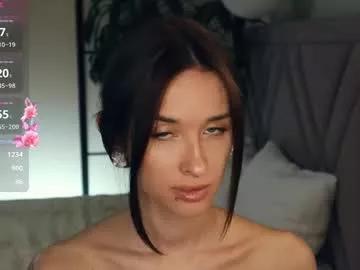 harriethudson from Chaturbate