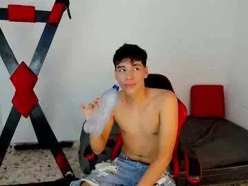 harry_latinboy from Chaturbate