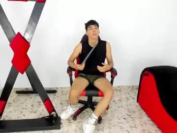 harry_latinboy from Chaturbate