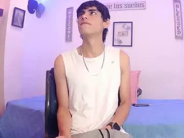 harrythomson1 from Chaturbate