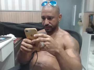 hebertgomes from Chaturbate