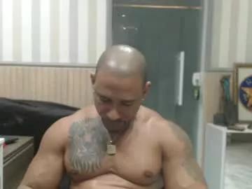 hebertgomes from Chaturbate