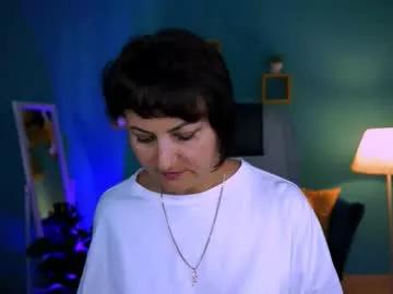 helenbeler from Chaturbate