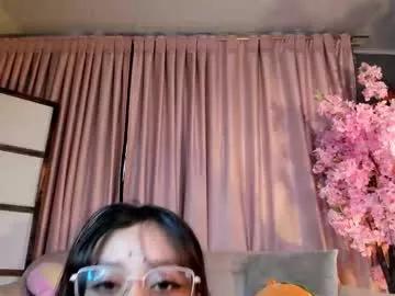 helenn_x from Chaturbate