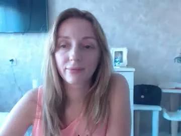 hellokittykaty from Chaturbate