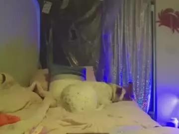 hellomisskitty420 from Chaturbate