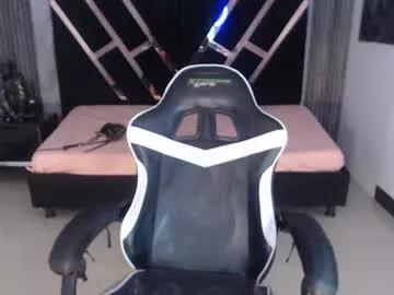 hemma_oficial_ch from Chaturbate