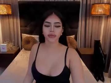hennessygoddess69 from Chaturbate