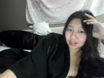 hiddenr0se from Chaturbate