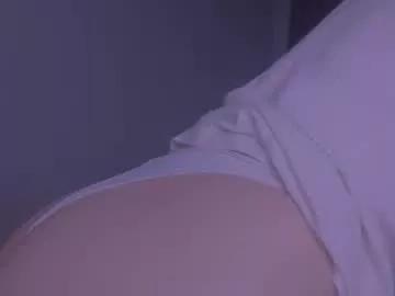 hihi_im_chloe from Chaturbate