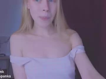 hihi_im_chloe from Chaturbate