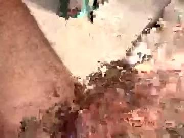 hitherebby69 from Chaturbate