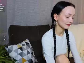 holly_berryy_ from Chaturbate