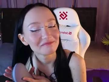 holly_berryy_ from Chaturbate