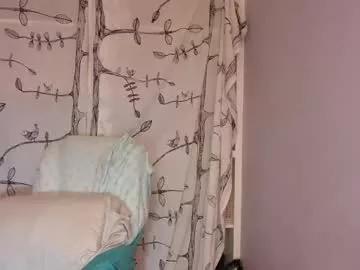 holly_bourbon from Chaturbate