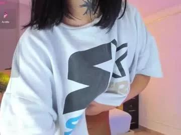 holly_rosse_ from Chaturbate