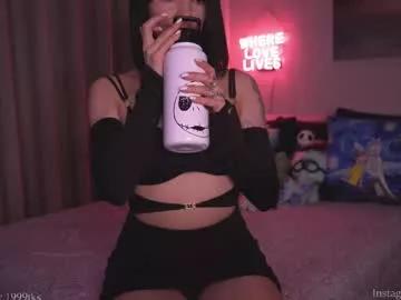 hollylinder_ from Chaturbate