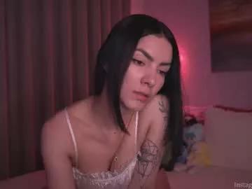 hollylinder_ from Chaturbate