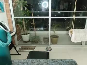 hollyshit_ from Chaturbate