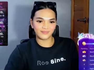 hollywoodbitch from Chaturbate