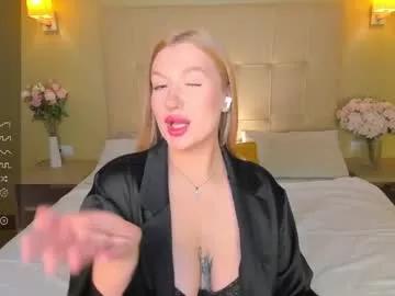 hollyylee from Chaturbate