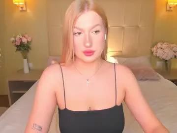 hollyylee from Chaturbate