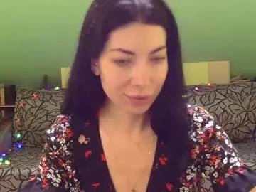 Holyynun_ webcams show profile image 
