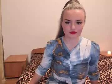honeyhug1 on Chaturbate