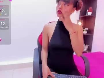 hoollyhendrix from Chaturbate