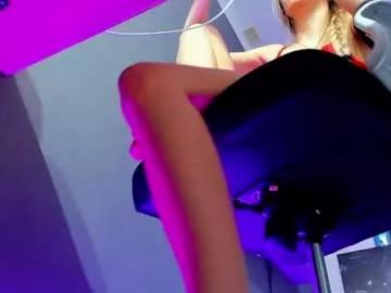 hooot_blonde777 from Chaturbate