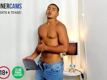 Photos of hot_versx_ from Chaturbate is Freechat