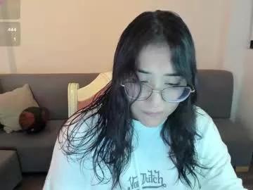 hottbee1 from Chaturbate