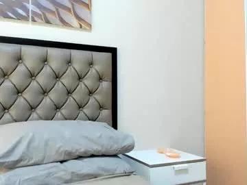 hottiepinay21 from Chaturbate