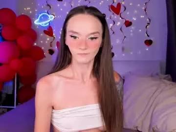 hottiesteverly from Chaturbate