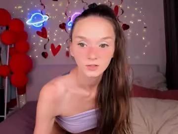 hottiesteverly from Chaturbate