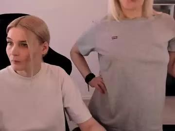 hottyblonds from Chaturbate