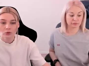 hottyblonds from Chaturbate
