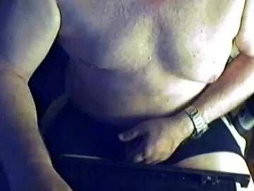 ikissuuuu from Chaturbate