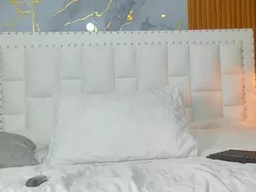 indiancutiie from Chaturbate