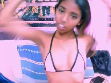 indiansexyslender4u2luv from Chaturbate