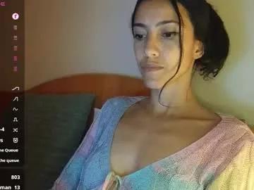 innocentlatiina from Chaturbate