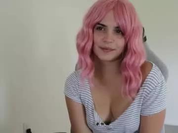 innocentlittleava from Chaturbate