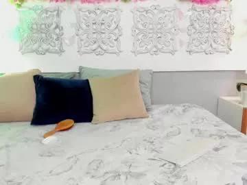 iriis_rosse from Chaturbate