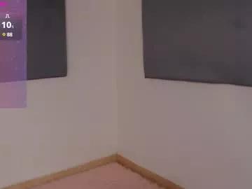 iris_caprice from Chaturbate