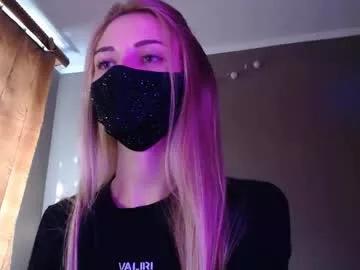 iris_lave from Chaturbate
