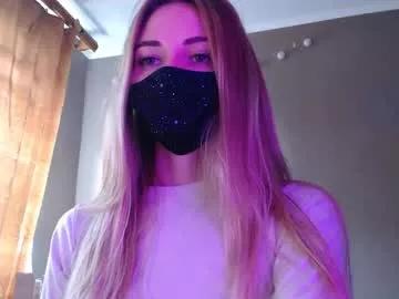 iris_lave from Chaturbate