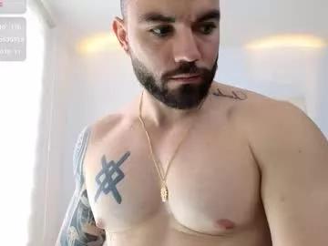 isaac_carter from Chaturbate